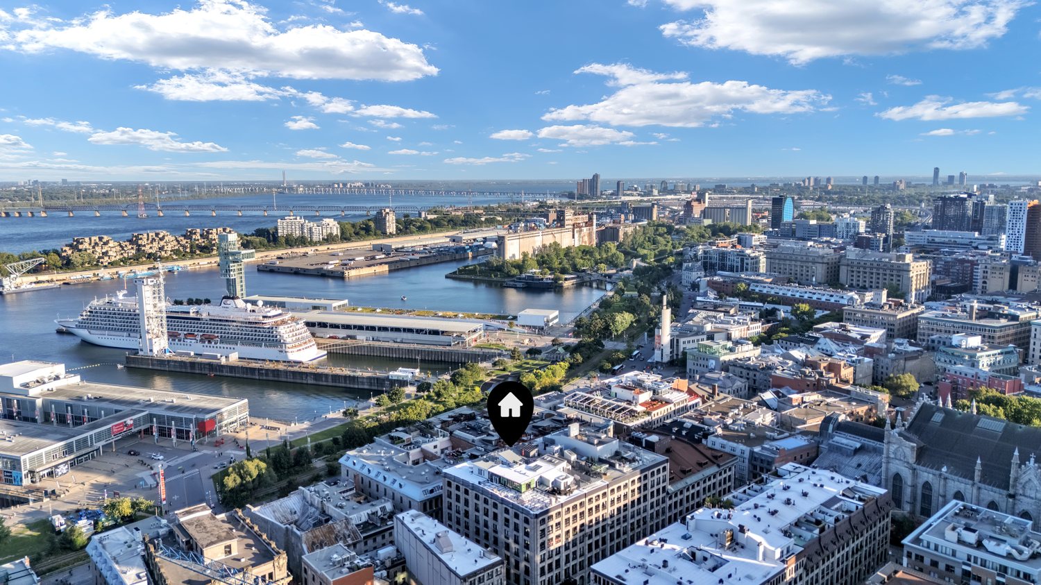 Elevated view across Old Montréal and the waterfront